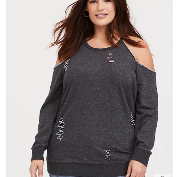torrid Tops - HP 🥳 torrid cold shoulder sweatshirt